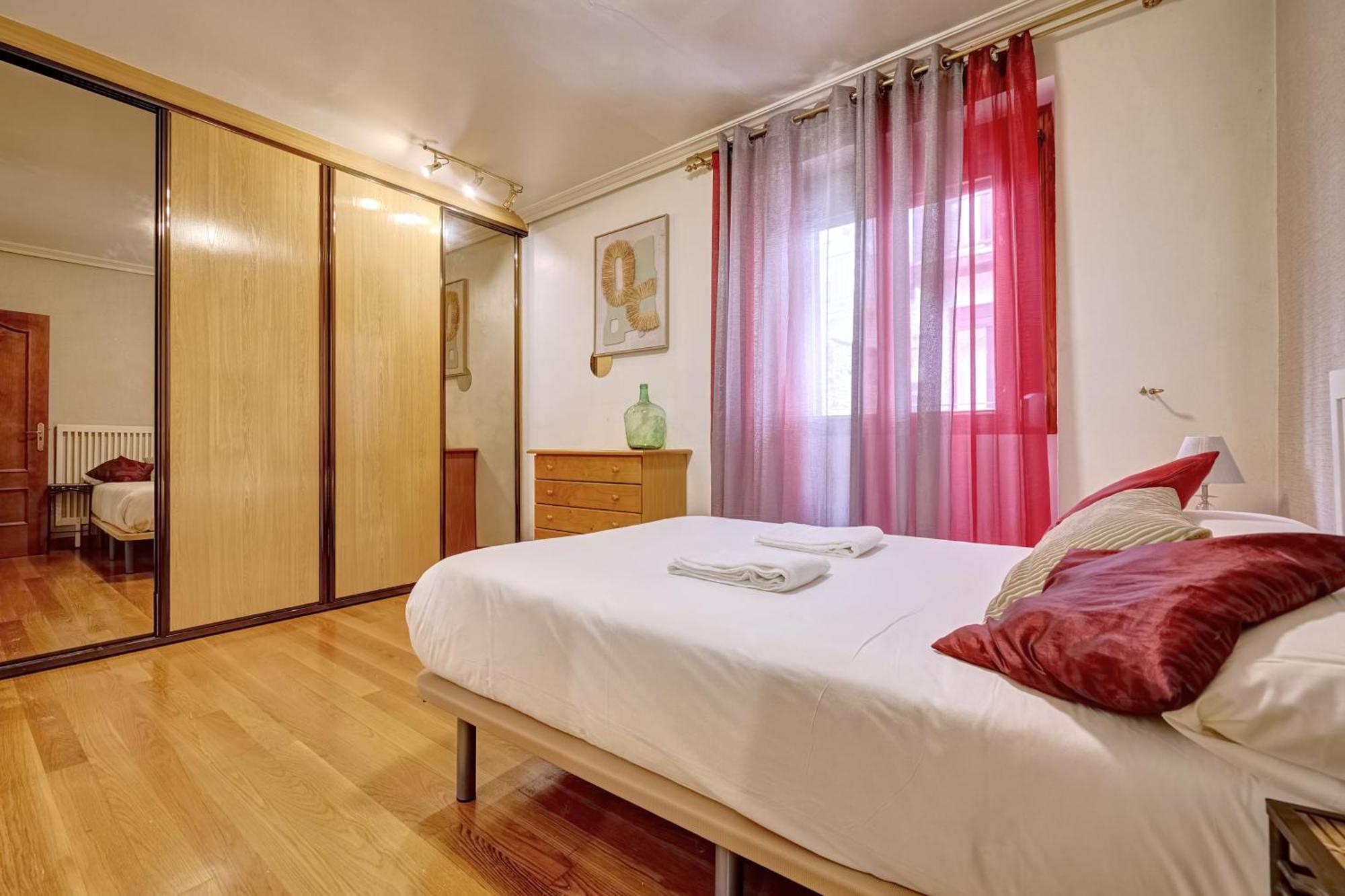 Casa Iruna By Clabao Pamplona Ngoại thất bức ảnh
